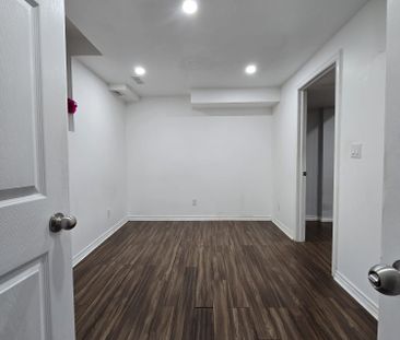 For Lease - 21 Chalkfarm Crescent Unit# Basement, Brampton, Ontario - Photo 6