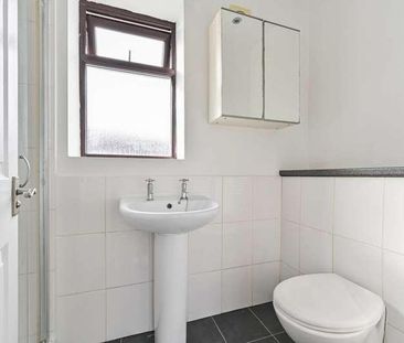 Homefield Gardens, Colliers Wood, CR4 - Photo 1