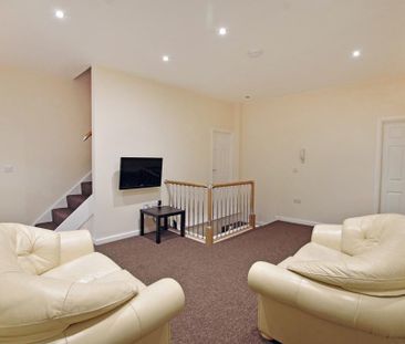 3 bedroom duplex to rent - Photo 2