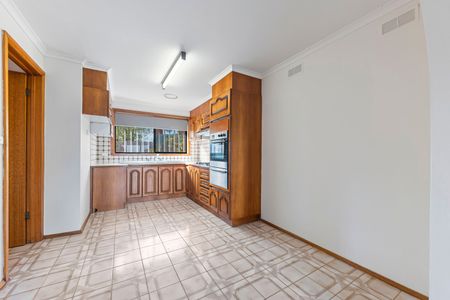 2/1 Broadhurst Avenue, Reservoir - Photo 3