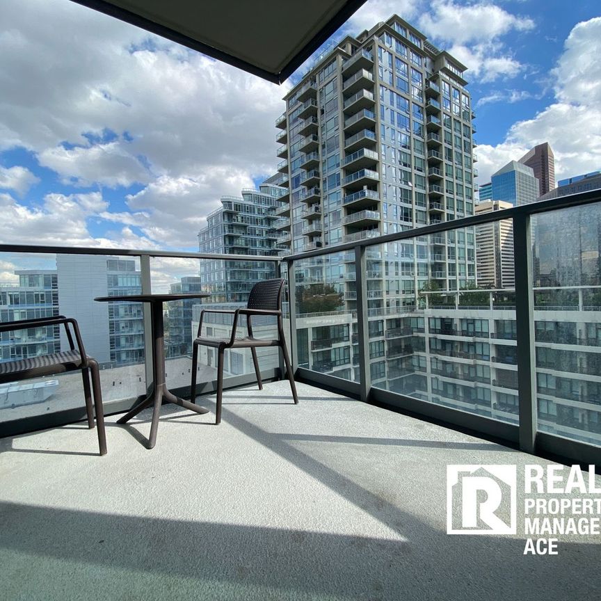 Executive Furnished 2 Bed + 2 Bath / City Views / Waterfront Outlook / Eau Claire - Photo 1