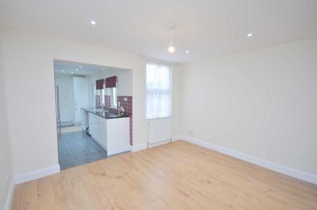 2 bedroom cottage to rent - Photo 2