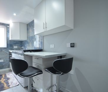 3 bedroom Detached house to rent - Photo 2