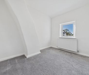 4 bedroom terraced house to rent - Photo 2