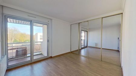 Location Appartement 3 pièces 76m² - Photo 5