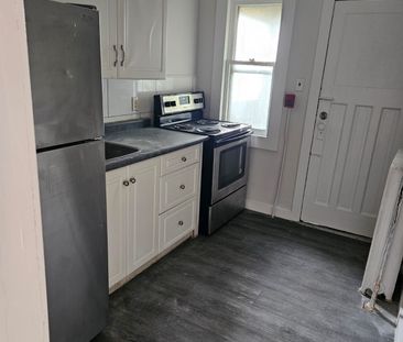 For Lease - 985 Main Street Unit# 6, Hamilton, Ontario - Photo 6