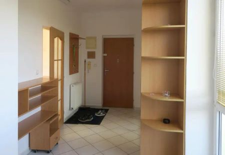 Pronájem zařízeného bytu 2+kk s balkonem v Brně - Photo 3