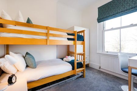 2 bedroom flat to rent - Photo 5