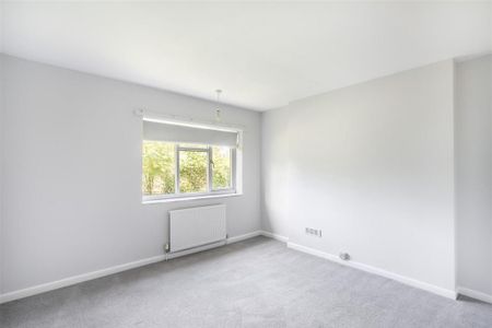 3 bedroom detached house to rent - Photo 5