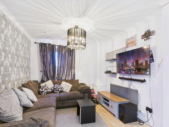 38h Drumart Lodge, Drumart Drive, Belfast, BT8 7ET - Photo 1