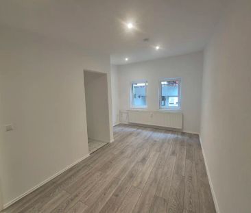 Frisch sanierte 1-Zimmer-Wohnung, zentral gelegen beim Postplatz in... - Photo 2