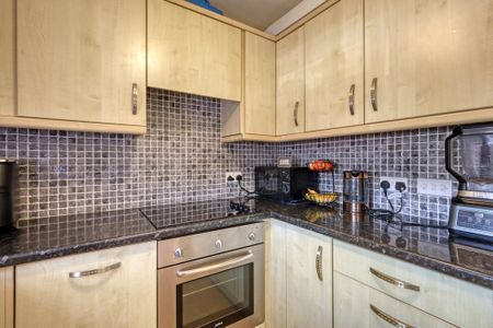 2 bedroom flat to rent - Photo 5