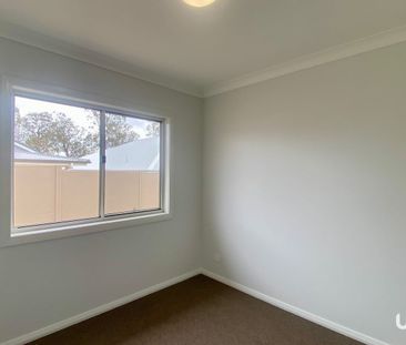 Two bedroom unit in Huntlee. - Photo 1