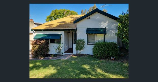 Gardeners Paradise! - Photo 1