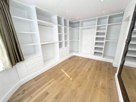 Hankins Lane, NW7, London - Photo 2