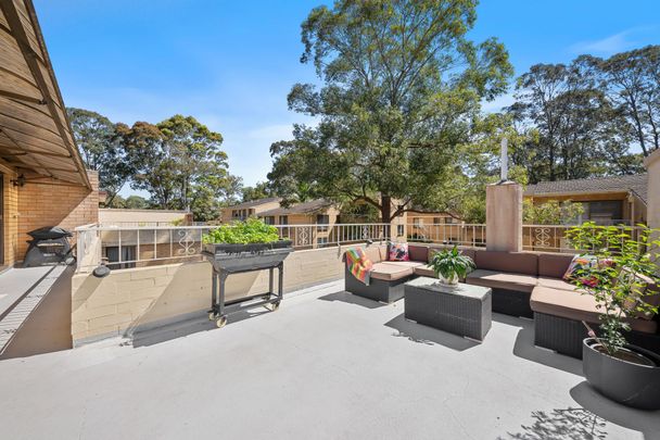 Marsfield - Photo 1