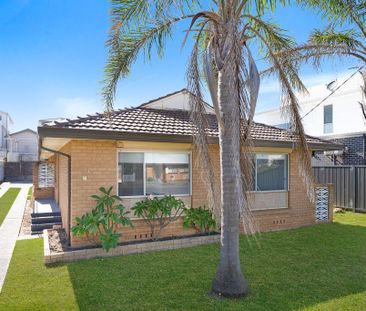 Fully Renovated Unit - Photo 3
