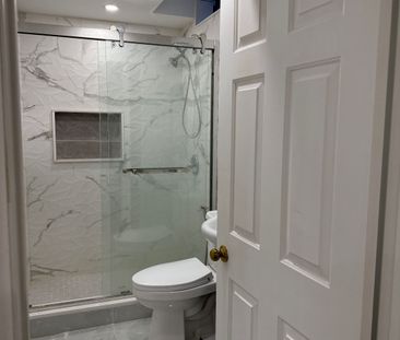 For Lease - 76 Topham Crescent Unit# Bsmt, Richmond Hill, Ontario - Photo 2