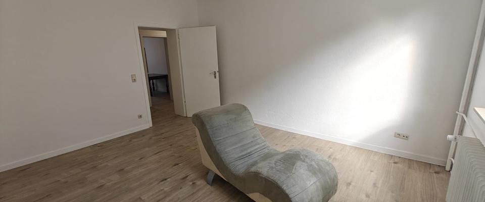 Ab sofort! Einbauküche, Renoviert! Teilmöbliert! Mieterkeller! - Foto 1