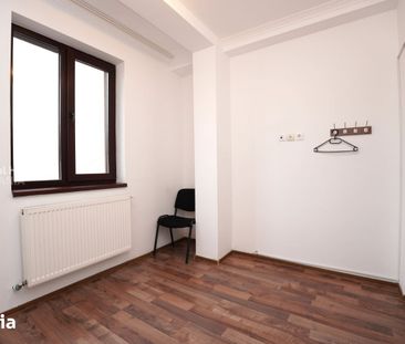 Inchiriere Vila | Vitan Mall - Dristor | 7 Camere P+2+Curte+Parcare - Photo 1