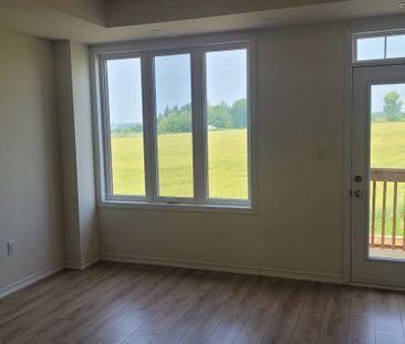 For Lease - 2663 Magdalen Path, Oshawa, Ontario - Photo 3