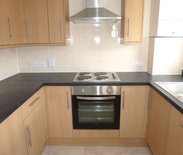 York Road, Maidenhead - Photo 4