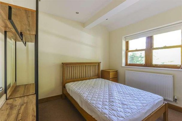 Marlborough Road, Roath, CF23 - Photo 1