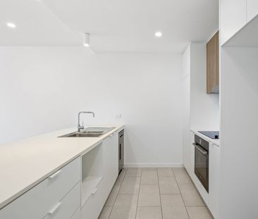 Modern Comfort & Low-Maintenance Living in The Whitely - Photo 4