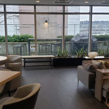 $2,200 / 1br – 563ft2 – A Breathtaking 1 bed, 1 bath with UNOBSTRUCTED VIEW at the Quay (1712) - Photo 1