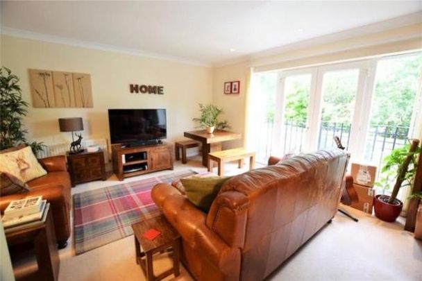 4 bedroom townhouse to rent - Photo 1