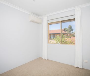 *NEWLY RENOVATED* Modern and Convenient Townhouse Living in Glendal... - Photo 3