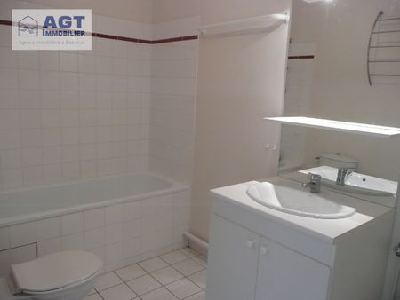 Location Appartement 2 pièces 48m² BEAUVAIS 60000 - Photo 5