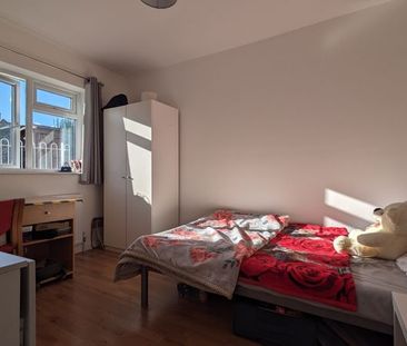 Hawton Crescent, Nottingham - Photo 4