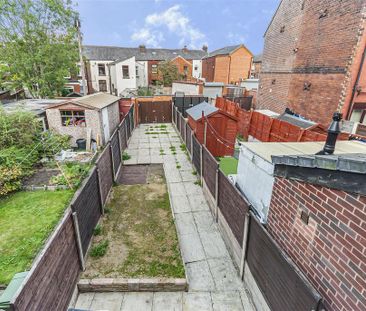 2 bedroom terraced house to rent - Photo 4