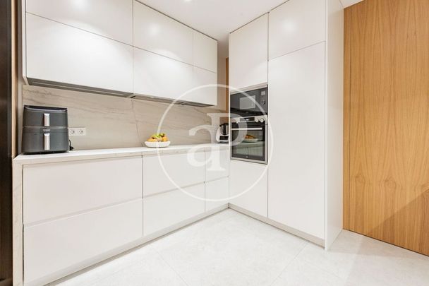 Luxury Flat for rent in Madrid, Autonomous Region of Madrid - Photo 1