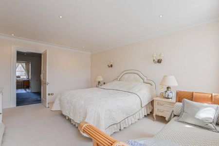 6 bedroom terraced house to rent - Photo 5