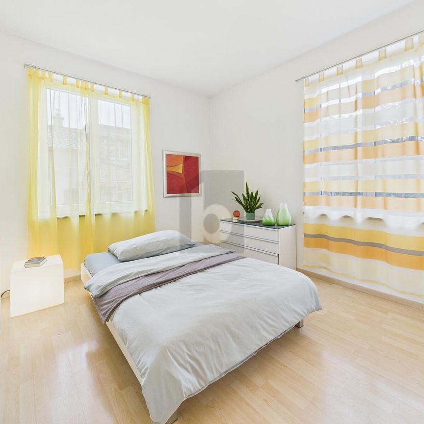 MODERN MIT TERRASSE - Foto 1