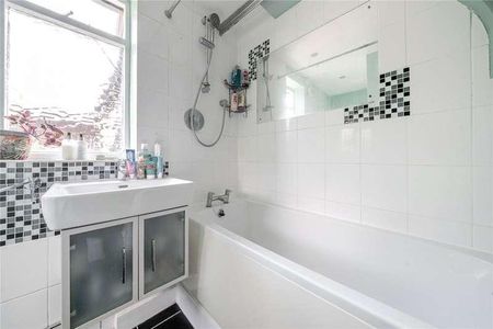 Woodbridge Road, Guildford, Surrey, GU1 - Photo 3