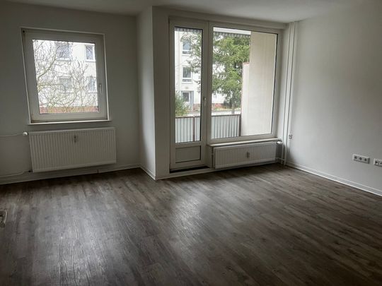 Hegeweg 28, 28779 Bremen OT Blumenthal - Photo 1