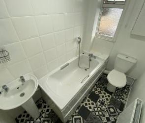2 bedroom terraced house to rent - Photo 6