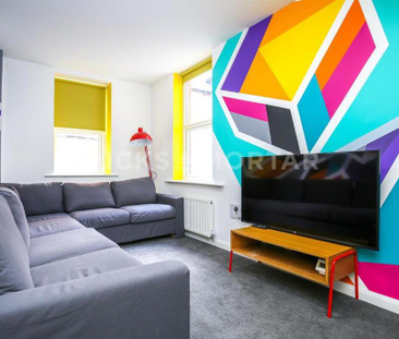 1 bedroom in a house share to rent - Photo 2