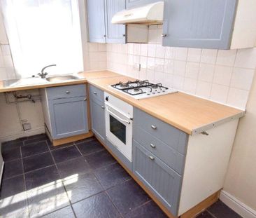 2 Bed Terraced House, Aberdeen Road, LS12 - Photo 3