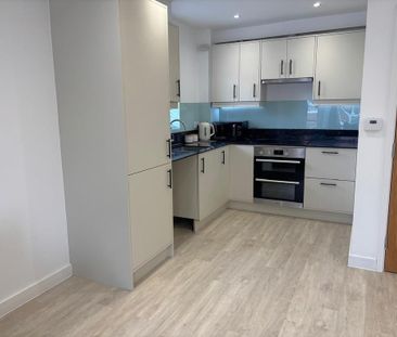 2 bedroom ground floor flat to rent - Photo 6