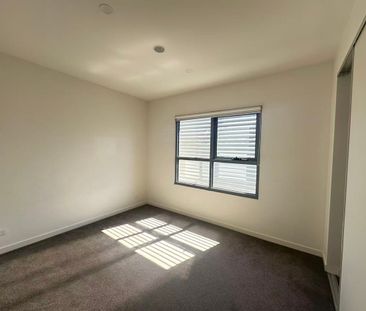 Modern 2-Bedroom Apartment in the Heart of Mentone - Photo 6