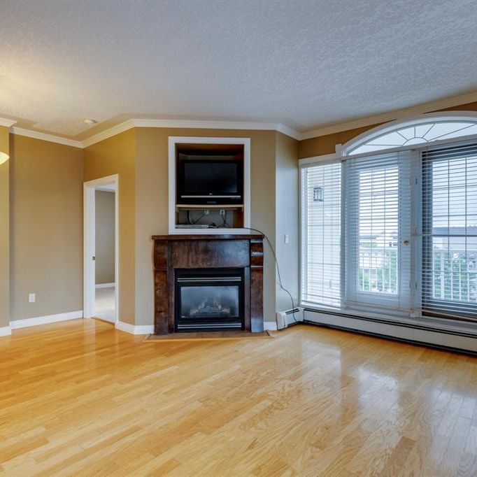 2 Bed Condo In Beltline With Undgr.Parking/In Suite Laundry/ Heat & Water Incl - Photo 1