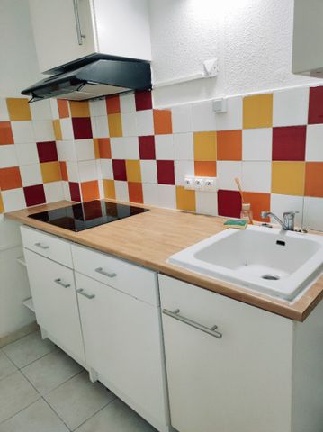 A LOUER T2 AVEC BALCON NARBONNE - Photo 2