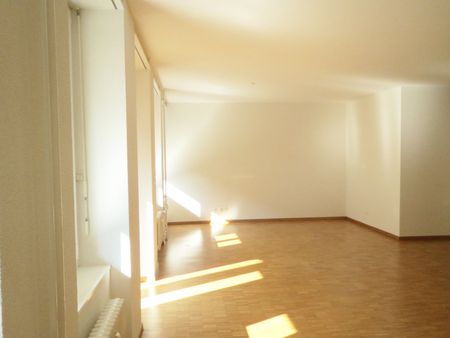 "MIETEN OHNE KAUTION - Moderne Wohnung nähe Bahnhof SBB" - Photo 3
