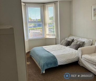 1 bedroom in a house share to rent - Photo 4
