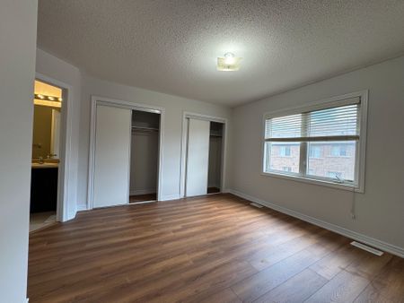 For Lease - 1433 Granrock Crescent, Mississauga, Ontario - Photo 3