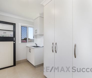 17 McNamara Street, Centenary Heights QLD 4350 - House For Rent | D... - Photo 5